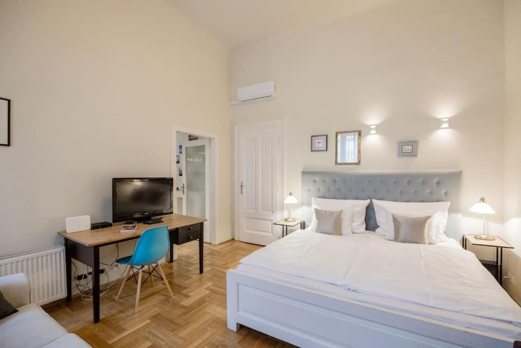 Klarahome Apartment ブダペスト エクステリア 写真